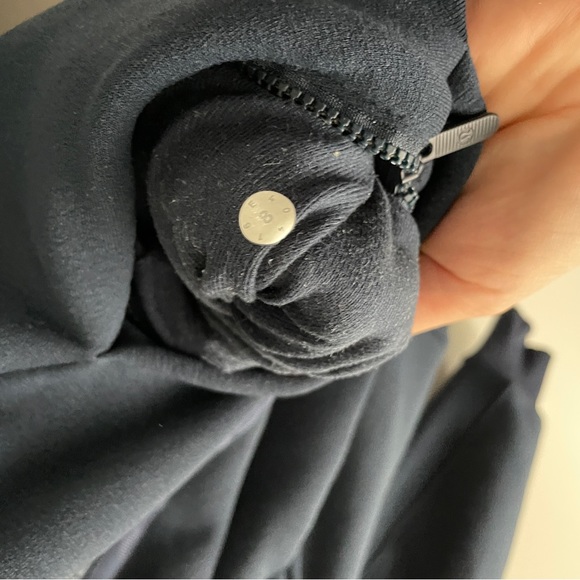Lululemon Kick The Cold Jacket Inkwell Navy Womens 8 - Picture 8 of 8